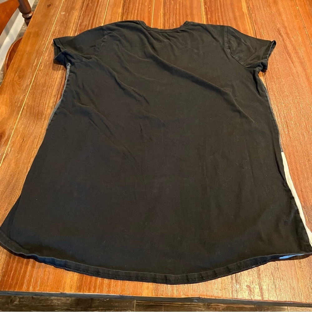 Star Wars Disney Store V-Neck Tee T-shirt Short Sleeve Size XL - Picture 3 of 7